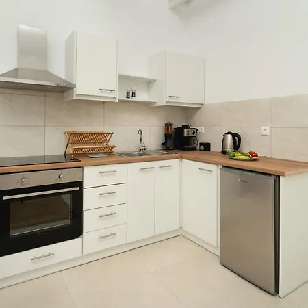 Varka * Methoni (Messenia)